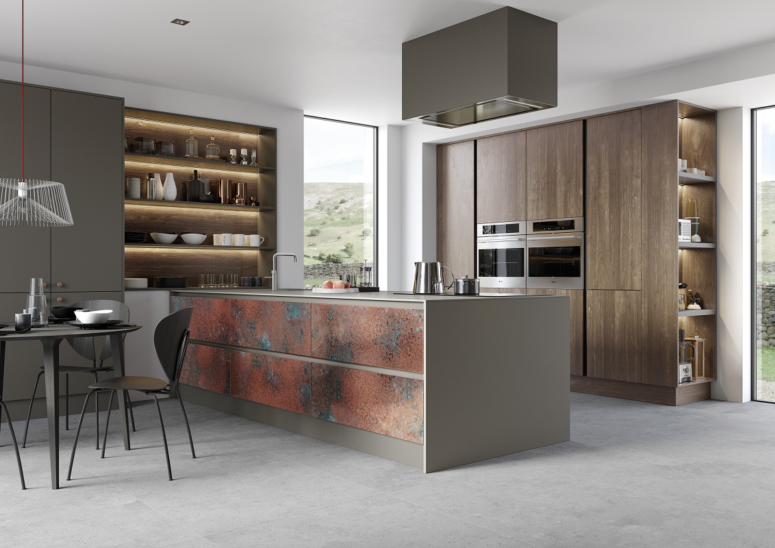 Oxidised copper and espresso Oak kitchen